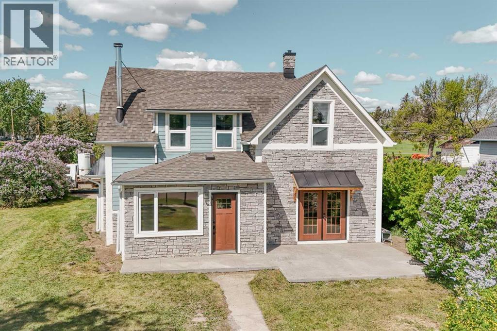 96s 100w, Raymond, Alberta  T0K 2S0 - Photo 2 - A2223523