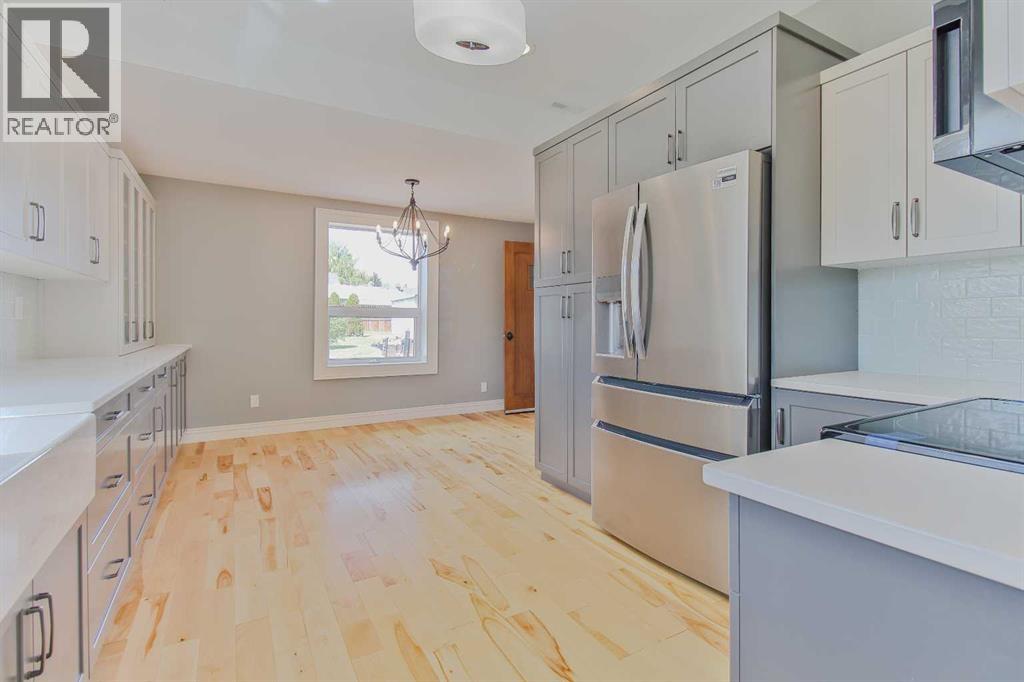 96s 100w, Raymond, Alberta  T0K 2S0 - Photo 6 - A2223523