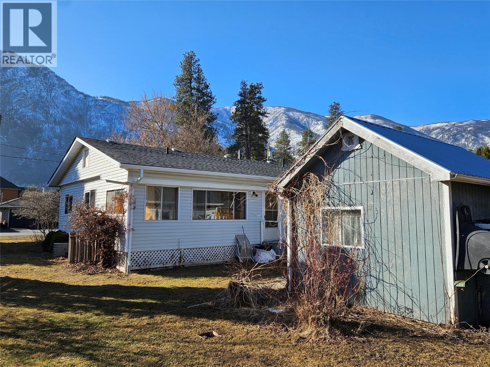 620 12th Avenue, Keremeos, British Columbia  V0X 1N3 - Photo 19 - 10337376