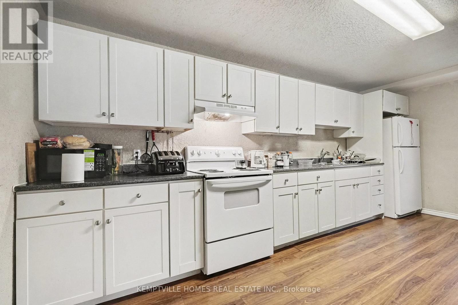 803 St Lawrence Street, Prescott, Ontario  K0E 1T0 - Photo 5 - X12650000