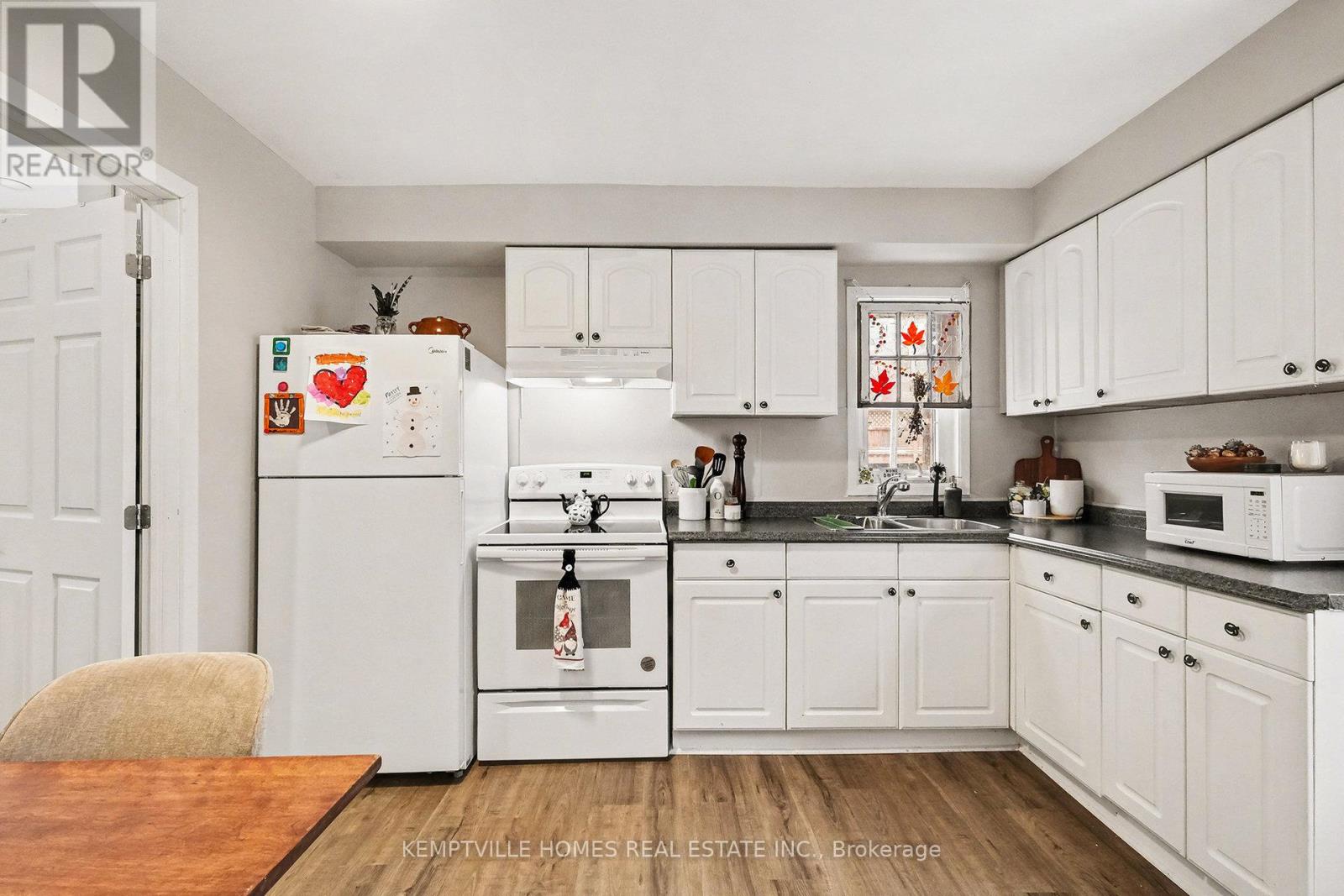 803 St Lawrence Street, Prescott, Ontario  K0E 1T0 - Photo 26 - X12650000