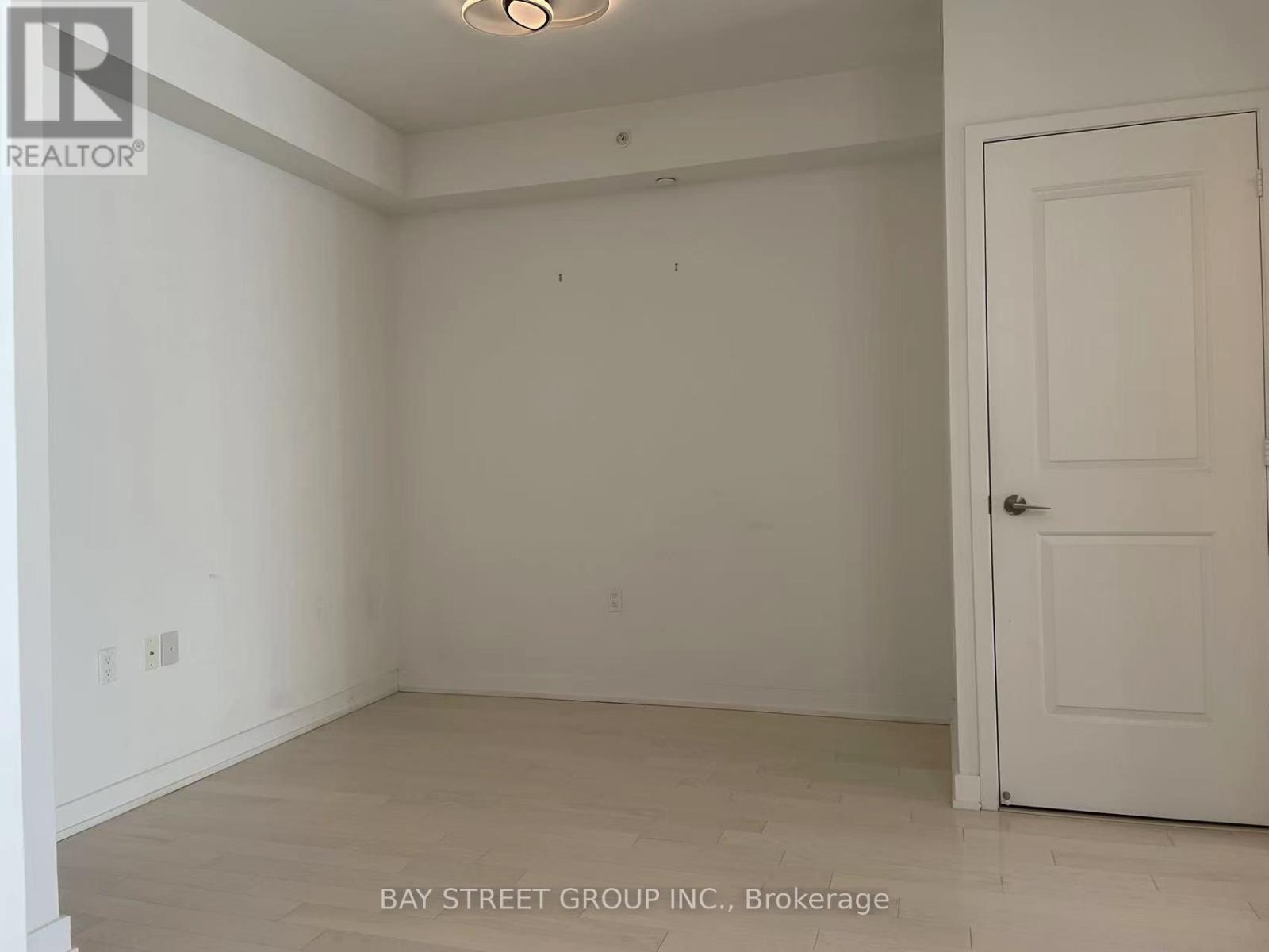 1601 - 1 The Esplanade Avenue, Toronto, Ontario  M5E 0A8 - Photo 5 - C12649996