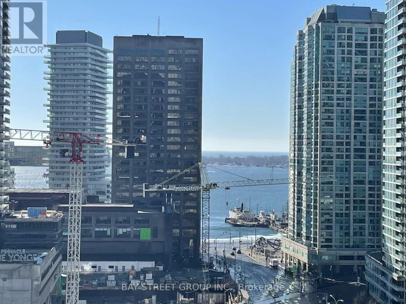 1601 - 1 The Esplanade Avenue, Toronto, Ontario  M5E 0A8 - Photo 7 - C12649996