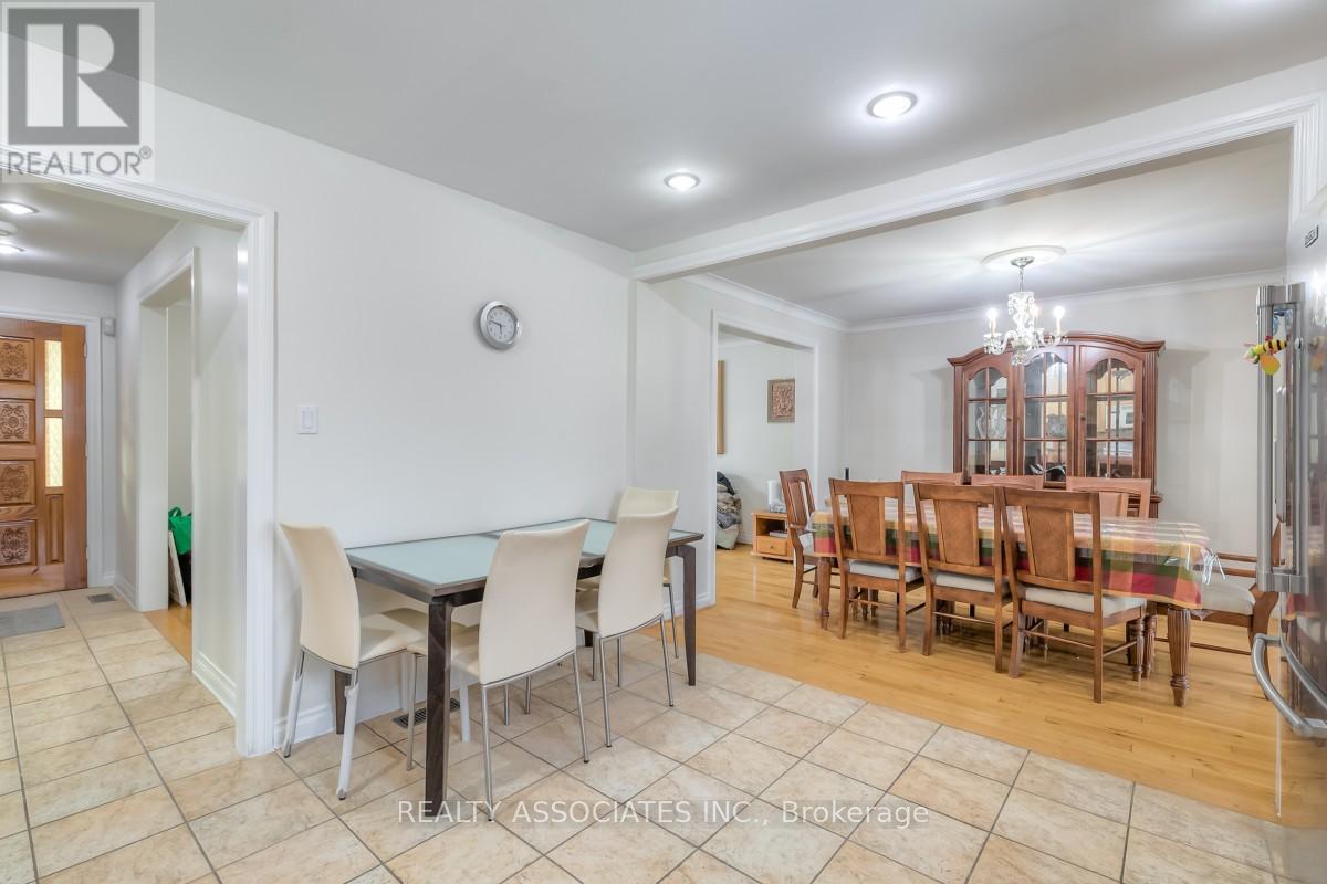 161 Highland Park Boulevard, Markham, Ontario  L3T 1B8 - Photo 9 - N12650002