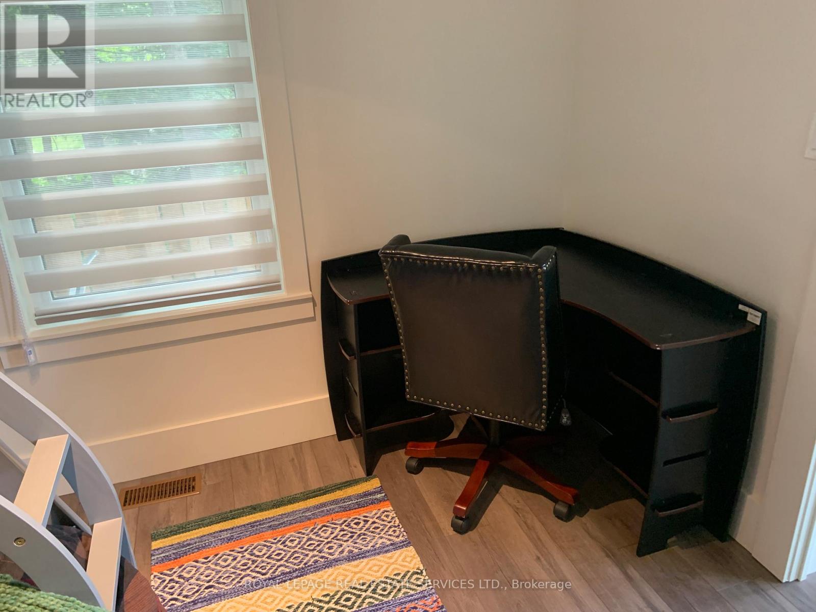 4 Crescent Road, Strong, Ontario  P0A 1Z0 - Photo 17 - X12649998