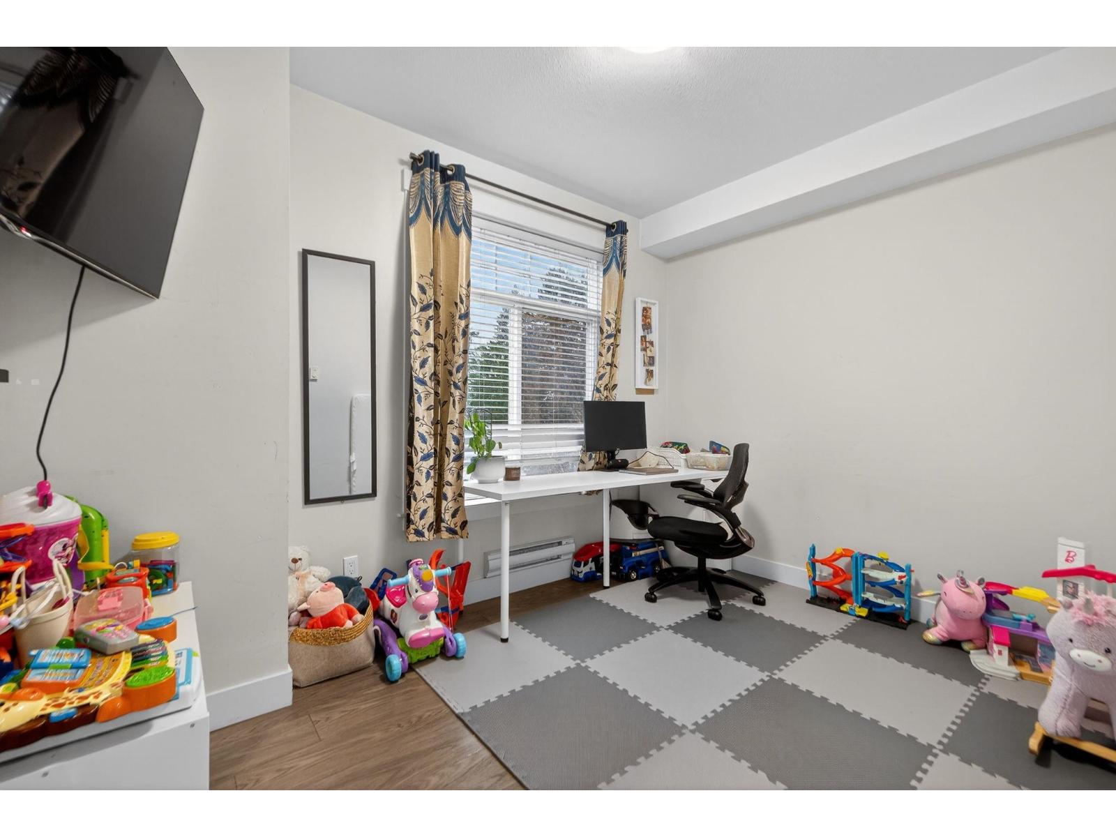 9 11267 133 Street, Surrey, British Columbia  V3R 0E3 - Photo 17 - R3074639