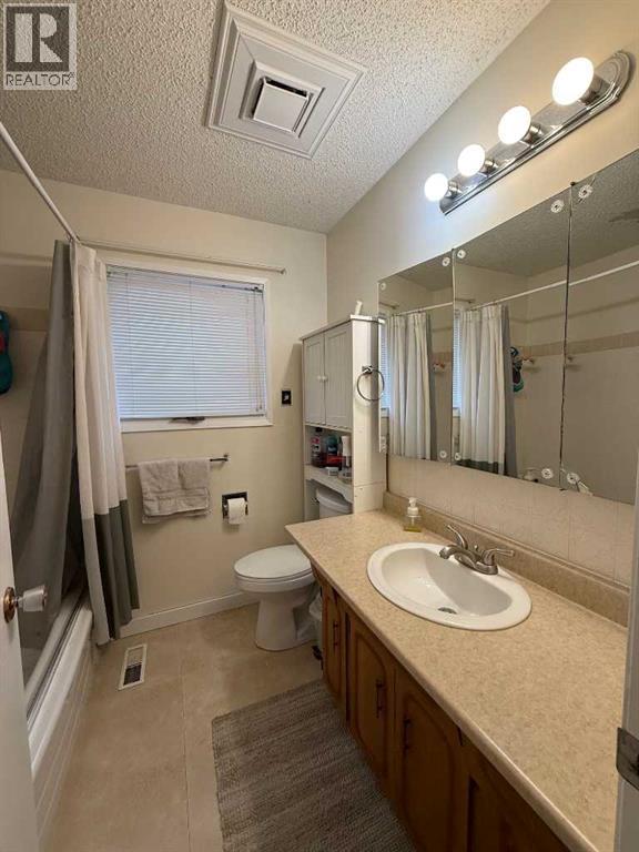 67 Oxford Road W, Lethbridge, Alberta  T1K 4V6 - Photo 15 - A2276134