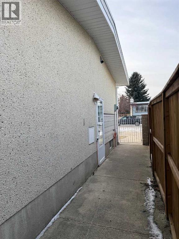 67 Oxford Road W, Lethbridge, Alberta  T1K 4V6 - Photo 30 - A2276134