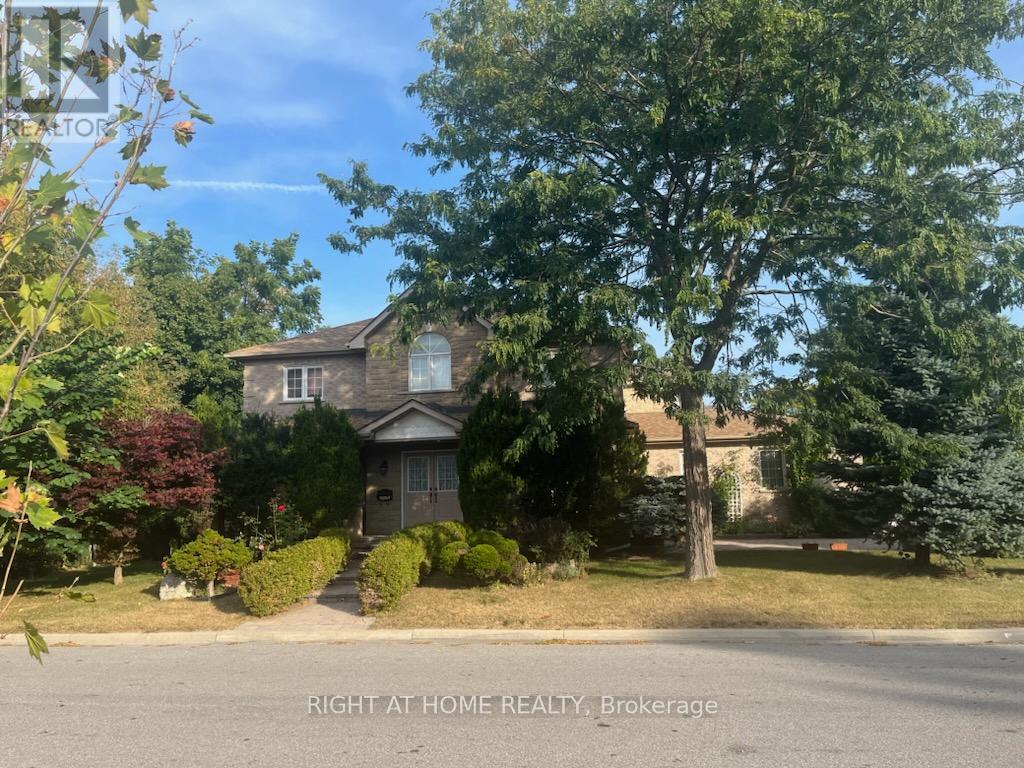 BSMT - 8 GOLDENE WAY, Toronto, Ontario