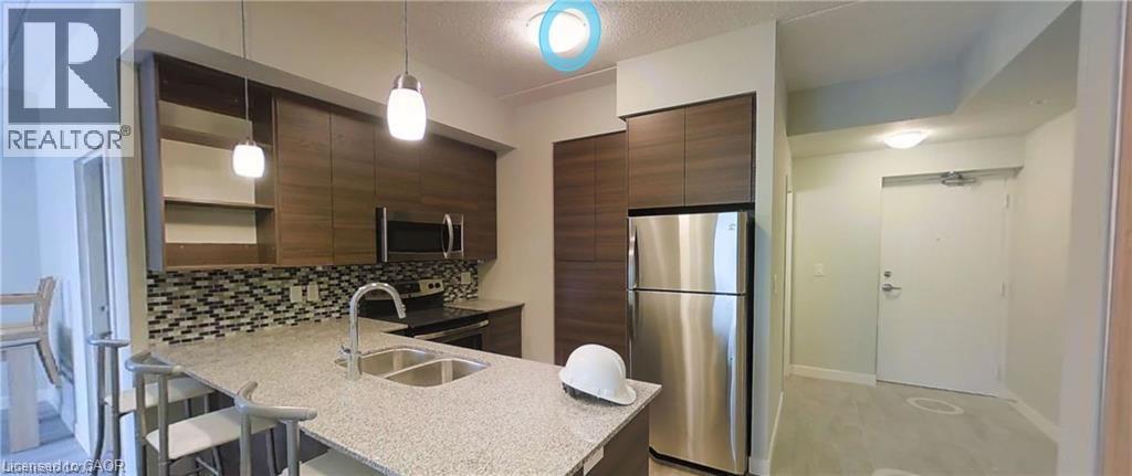 318 Spruce Street Unit# 405, Waterloo, Ontario  N2L 3M6 - Photo 2 - 40772700