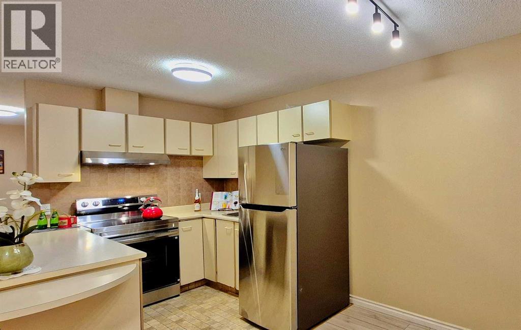 22, 2722 Edenwold Heights Nw, Calgary, Alberta  T3A 3Y5 - Photo 6 - A2247296