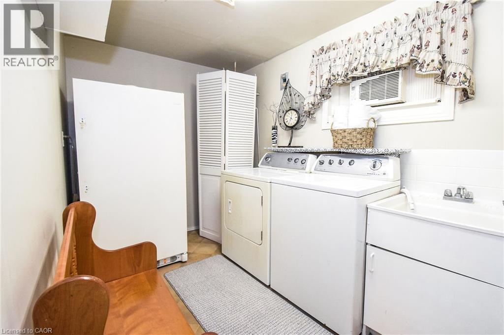 802 John Street, Dunnville, Ontario  N1A 2R6 - Photo 26 - 40771792