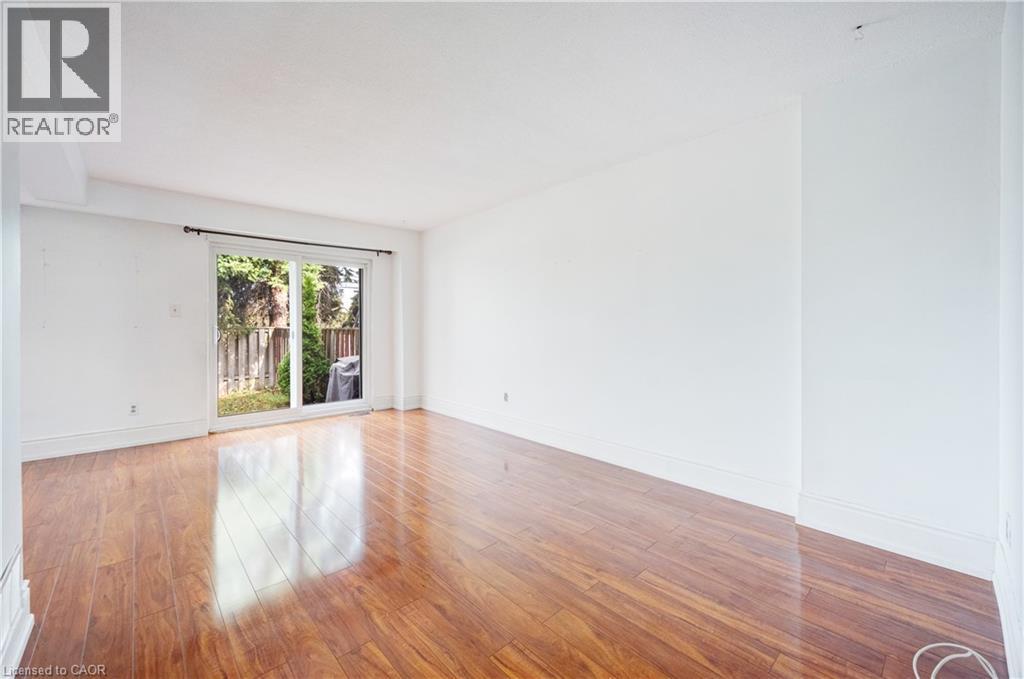 3430 Brandon Gate Drive Unit# 31, Mississauga, Ontario  L4T 3T4 - Photo 6 - 40773712