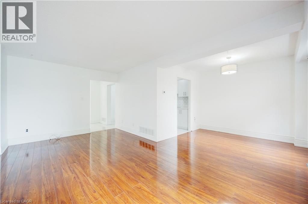 3430 Brandon Gate Drive Unit# 31, Mississauga, Ontario  L4T 3T4 - Photo 8 - 40773712