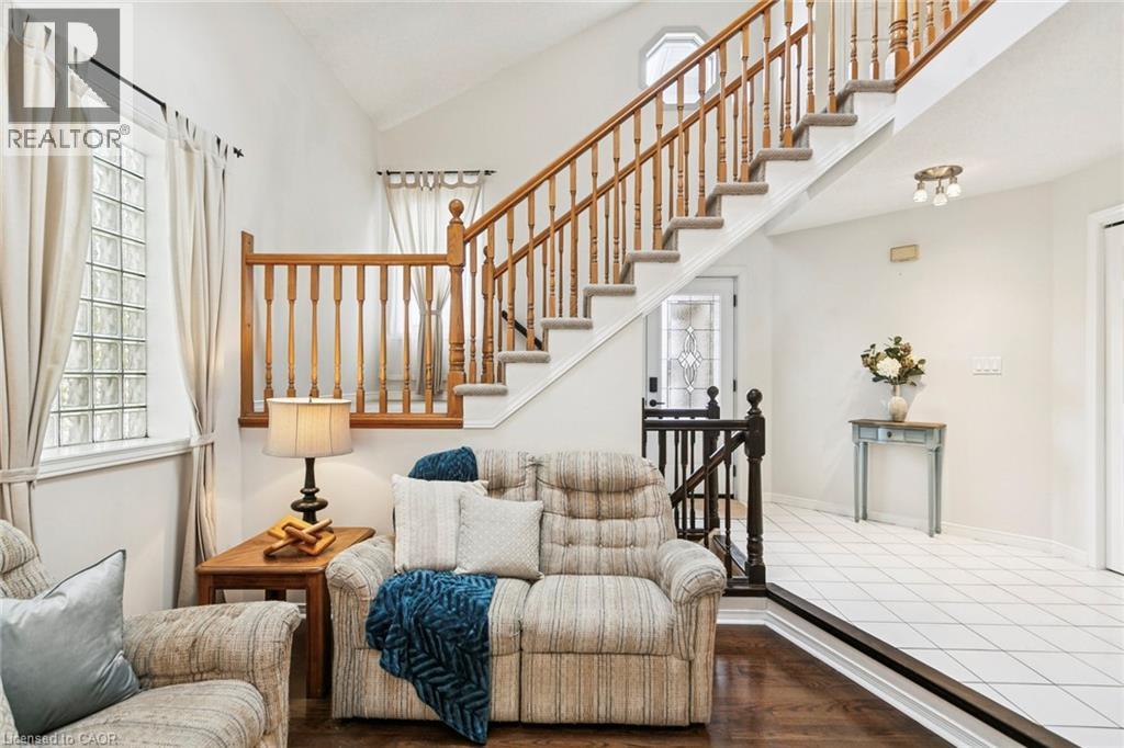 2210 Heidi Avenue, Burlington, Ontario  L7M 3W5 - Photo 9 - 40785204