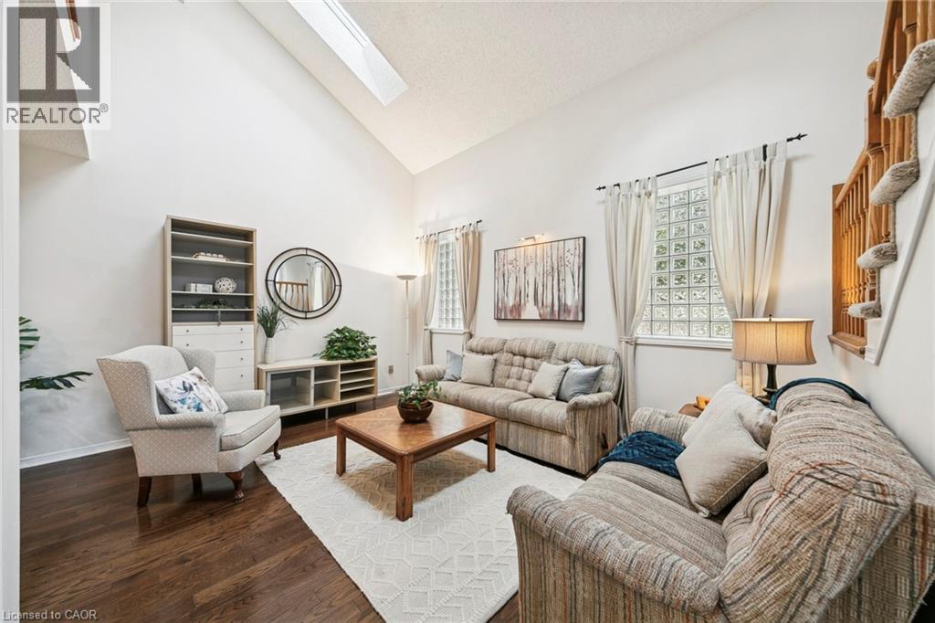 2210 Heidi Avenue, Burlington, Ontario  L7M 3W5 - Photo 6 - 40785204