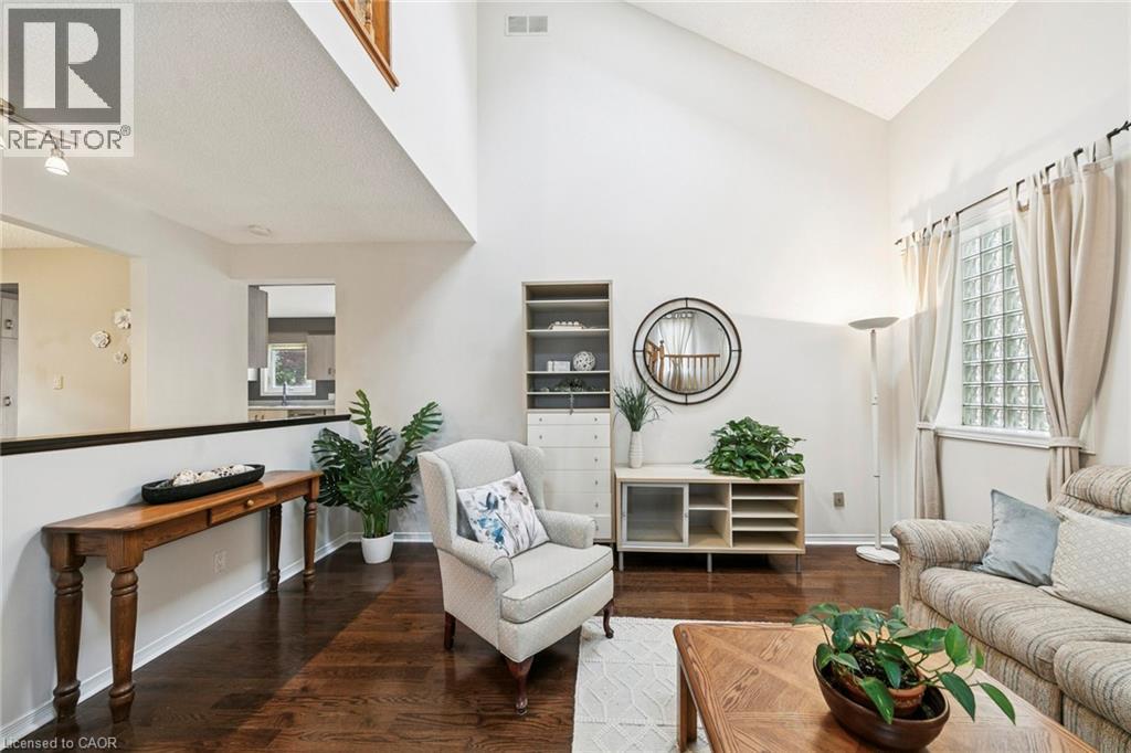 2210 Heidi Avenue, Burlington, Ontario  L7M 3W5 - Photo 7 - 40785204