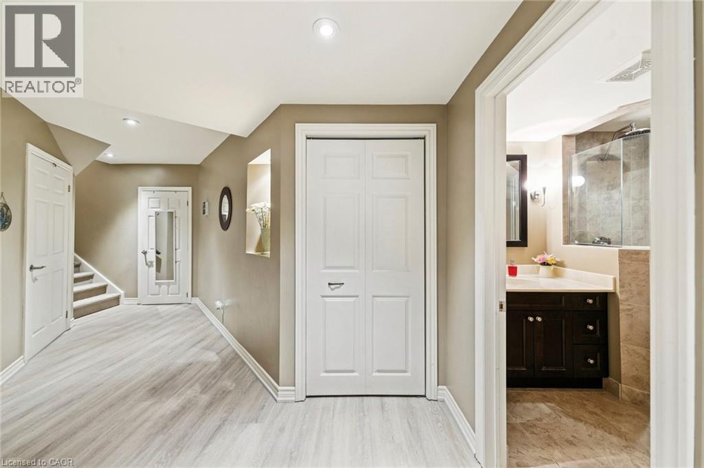 2210 Heidi Avenue, Burlington, Ontario  L7M 3W5 - Photo 42 - 40785204