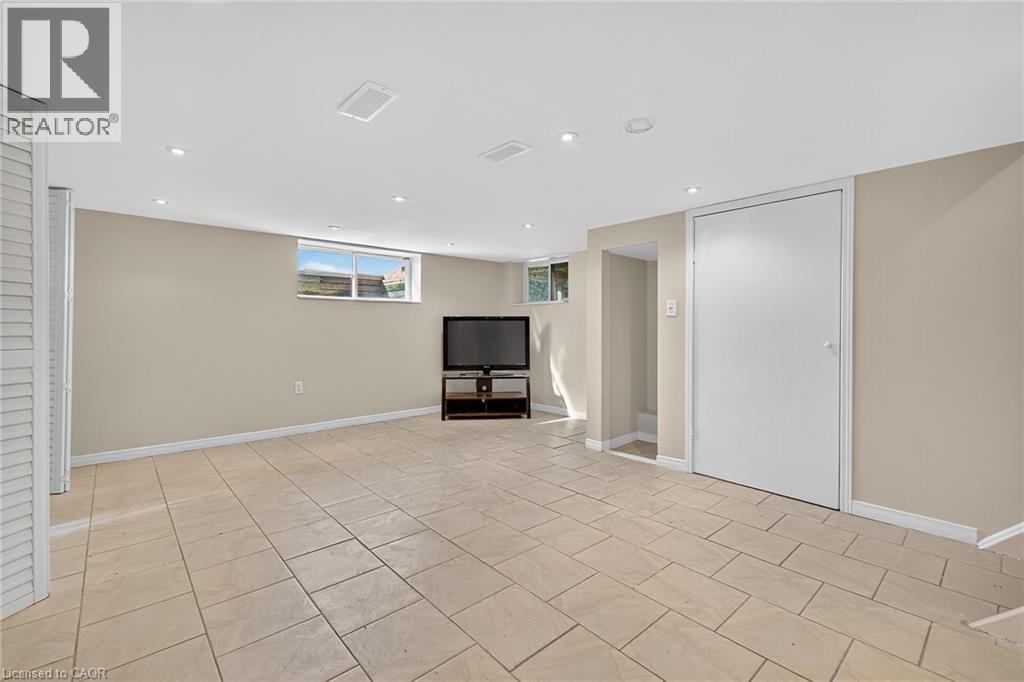 1868 Jerseyville Road W, Hamilton, Ontario  L0R 1R0 - Photo 32 - 40790085