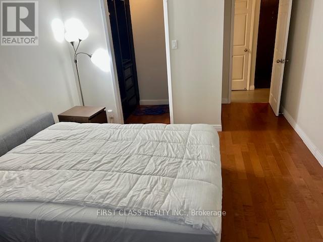 1114 - 711 Bay Street, Toronto, Ontario  M5G 2J8 - Photo 5 - C12650016