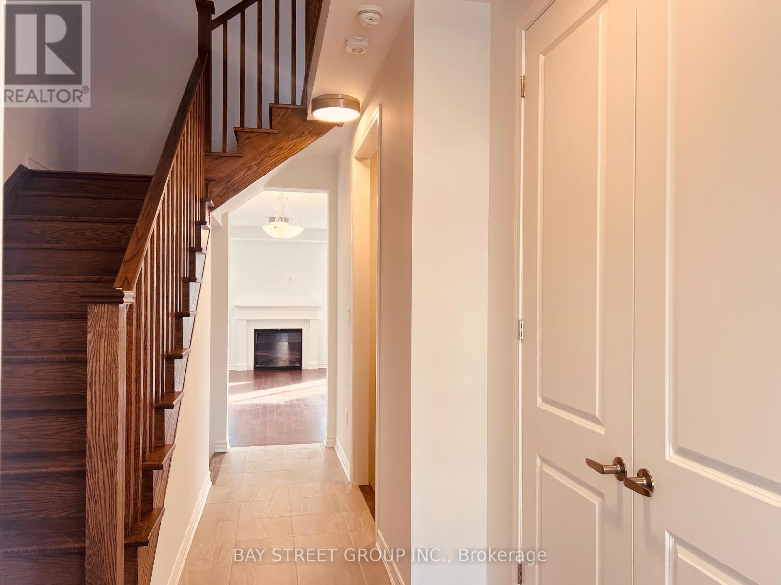 127 Azure Drive, Markham, Ontario  L6C 3S8 - Photo 14 - N12645650