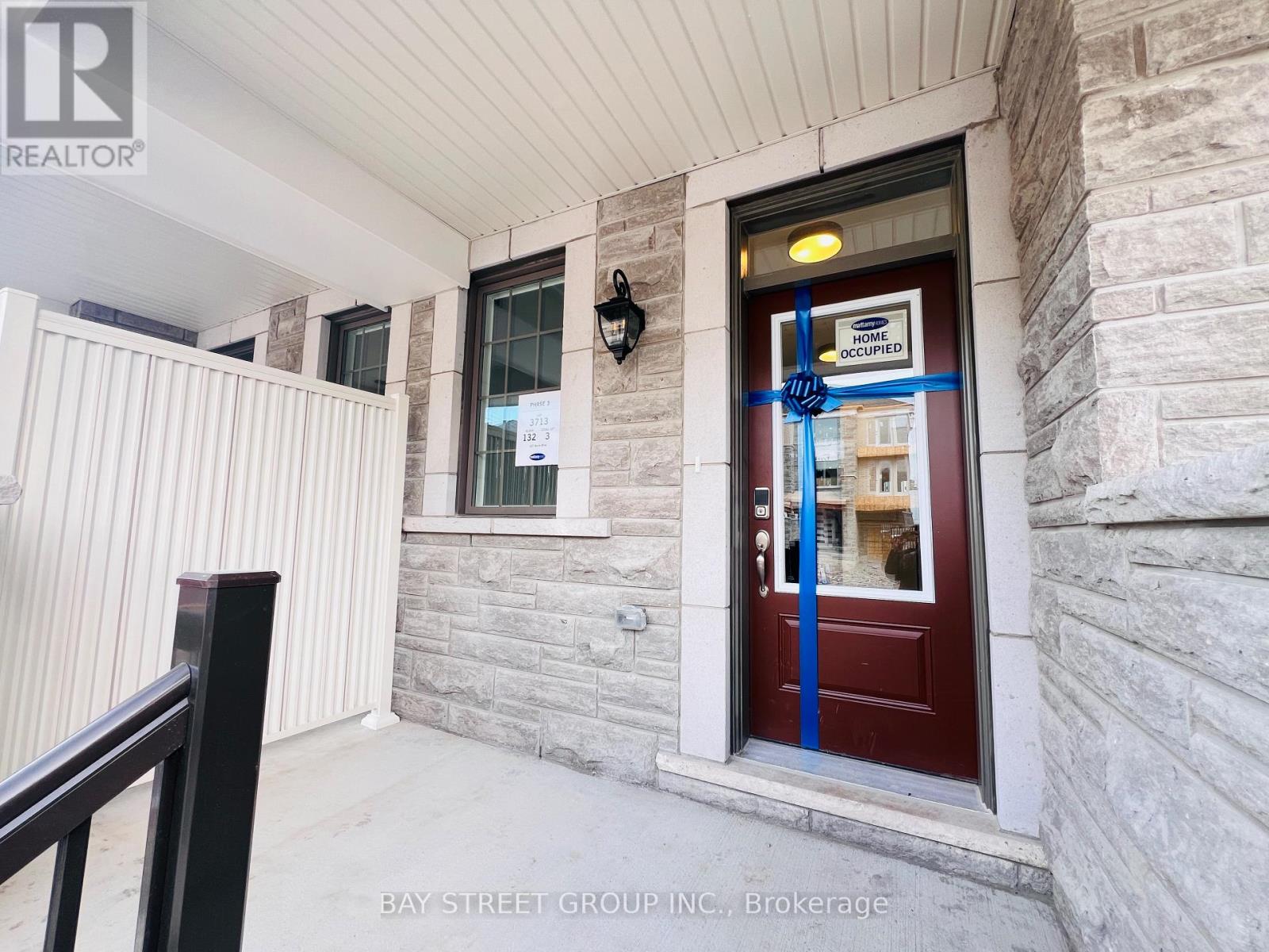 127 Azure Drive, Markham, Ontario  L6C 3S8 - Photo 3 - N12645650