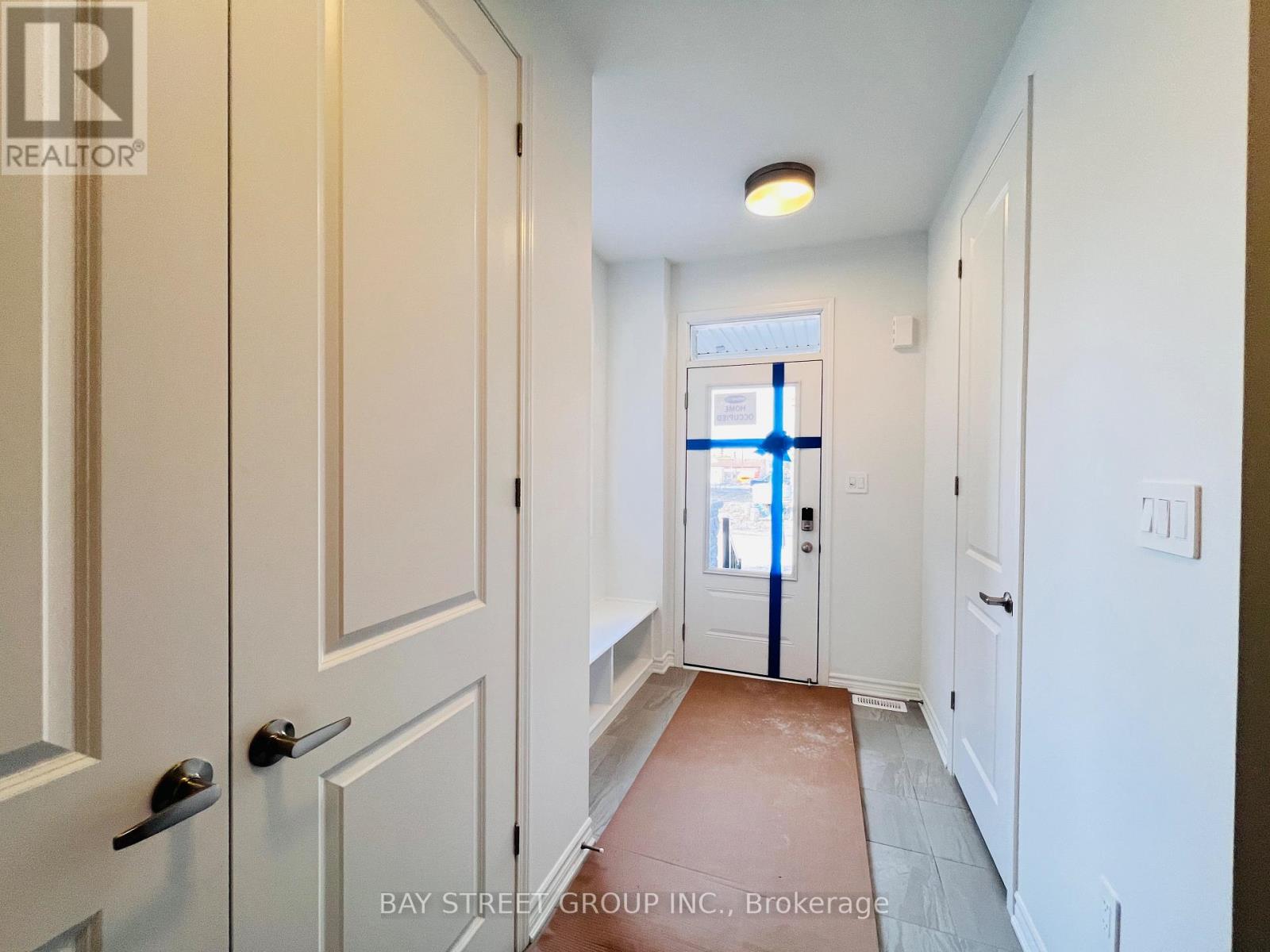 127 Azure Drive, Markham, Ontario  L6C 3S8 - Photo 6 - N12645650