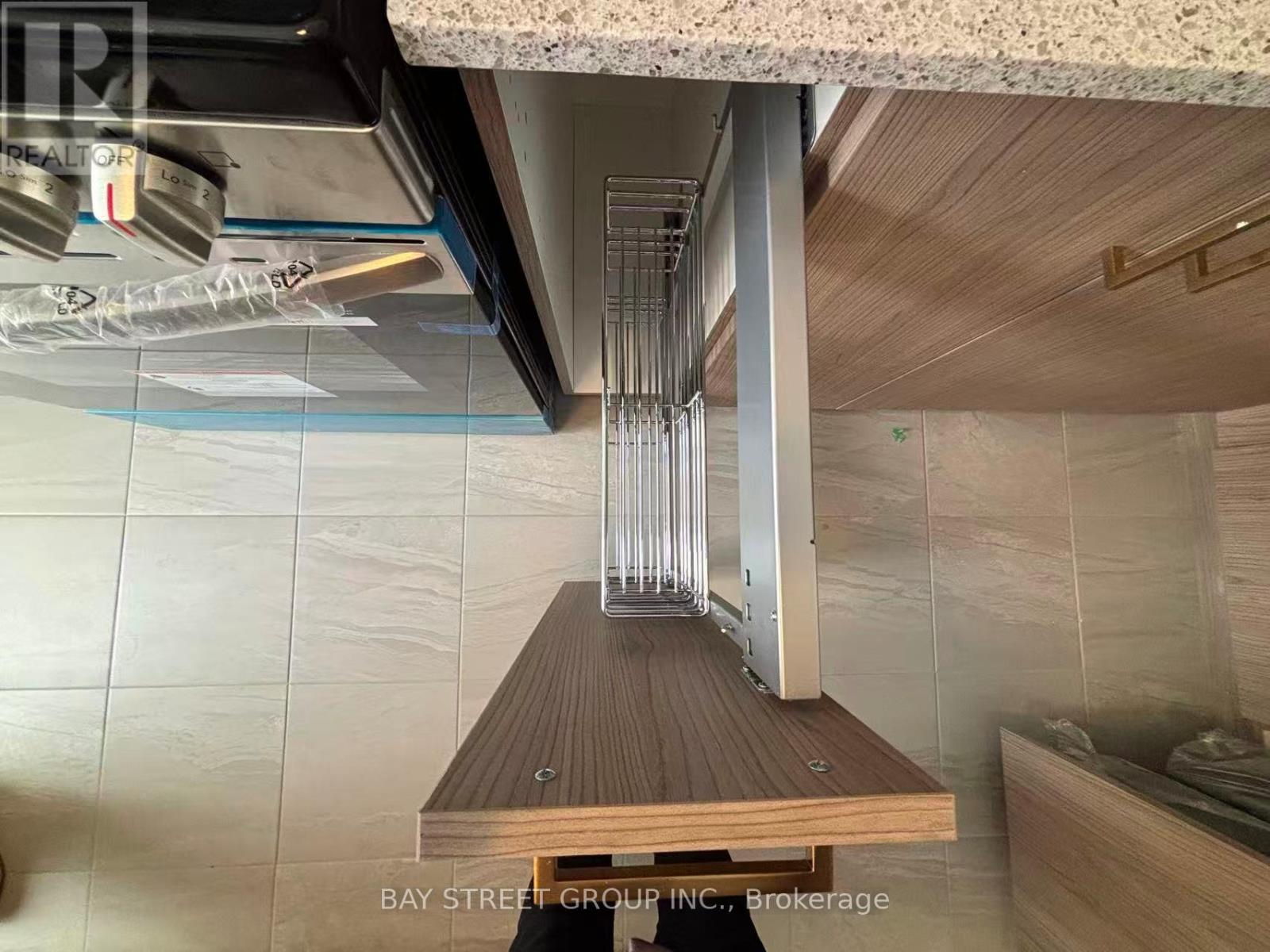 127 Azure Drive, Markham, Ontario  L6C 3S8 - Photo 8 - N12645650