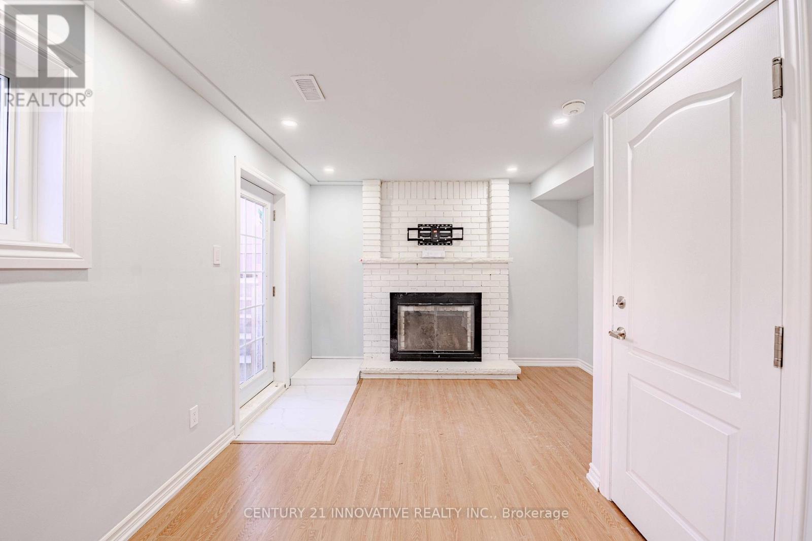 Bsmt - 56 Foxacre Row, Brampton, Ontario  L6V 3P5 - Photo 3 - W12564788