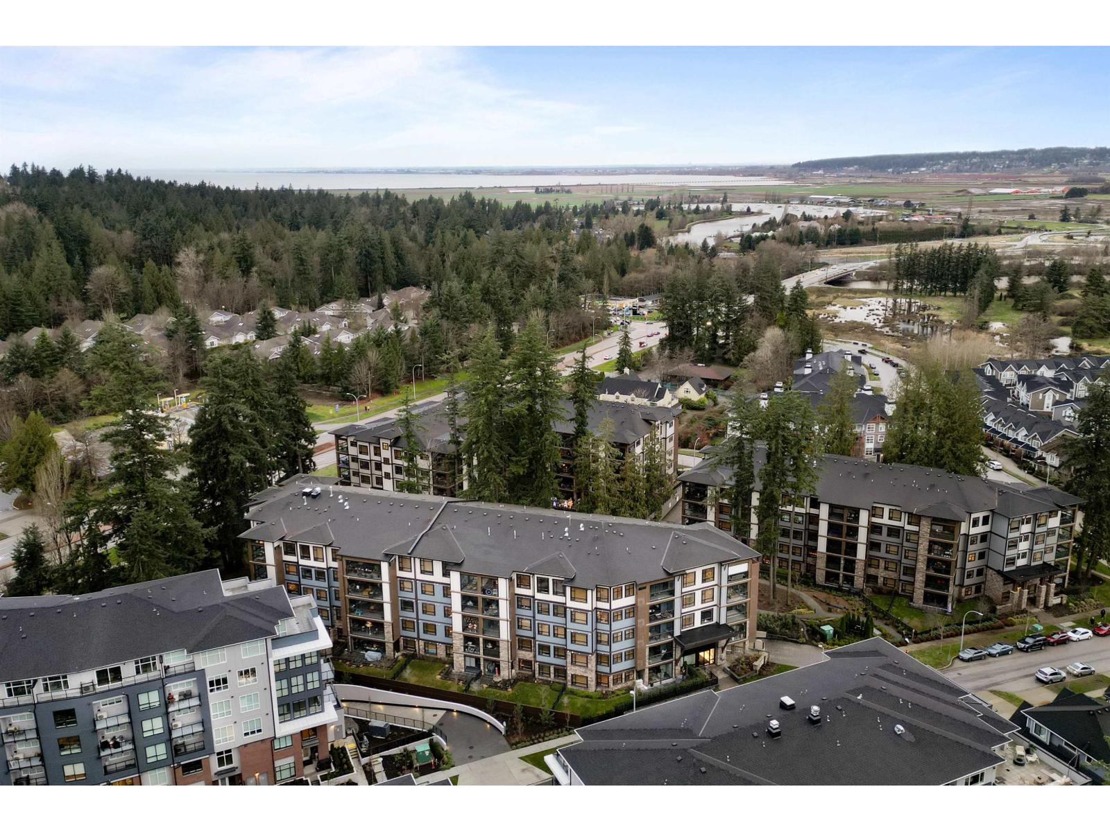 511 3535 146a Street, Surrey, British Columbia  V4P 0H2 - Photo 2 - R3074804