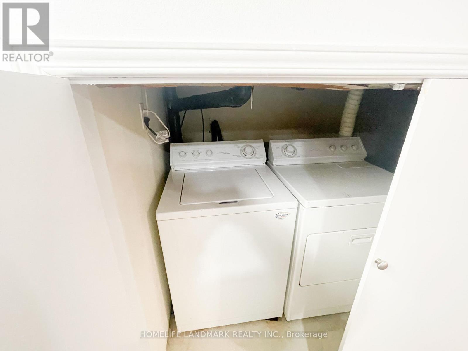 272 Milliken Meadows Drive, Markham, Ontario  L3R 0W2 - Photo 10 - N12650020