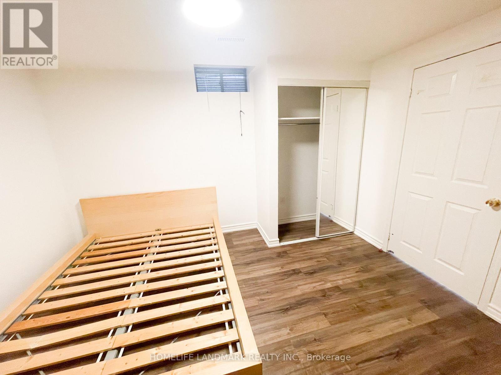 272 Milliken Meadows Drive, Markham, Ontario  L3R 0W2 - Photo 5 - N12650020