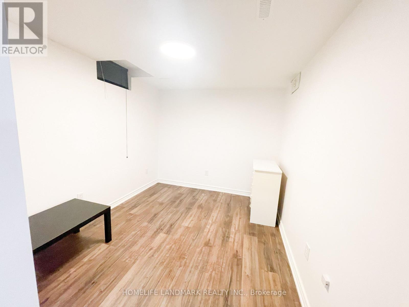 272 Milliken Meadows Drive, Markham, Ontario  L3R 0W2 - Photo 8 - N12650020