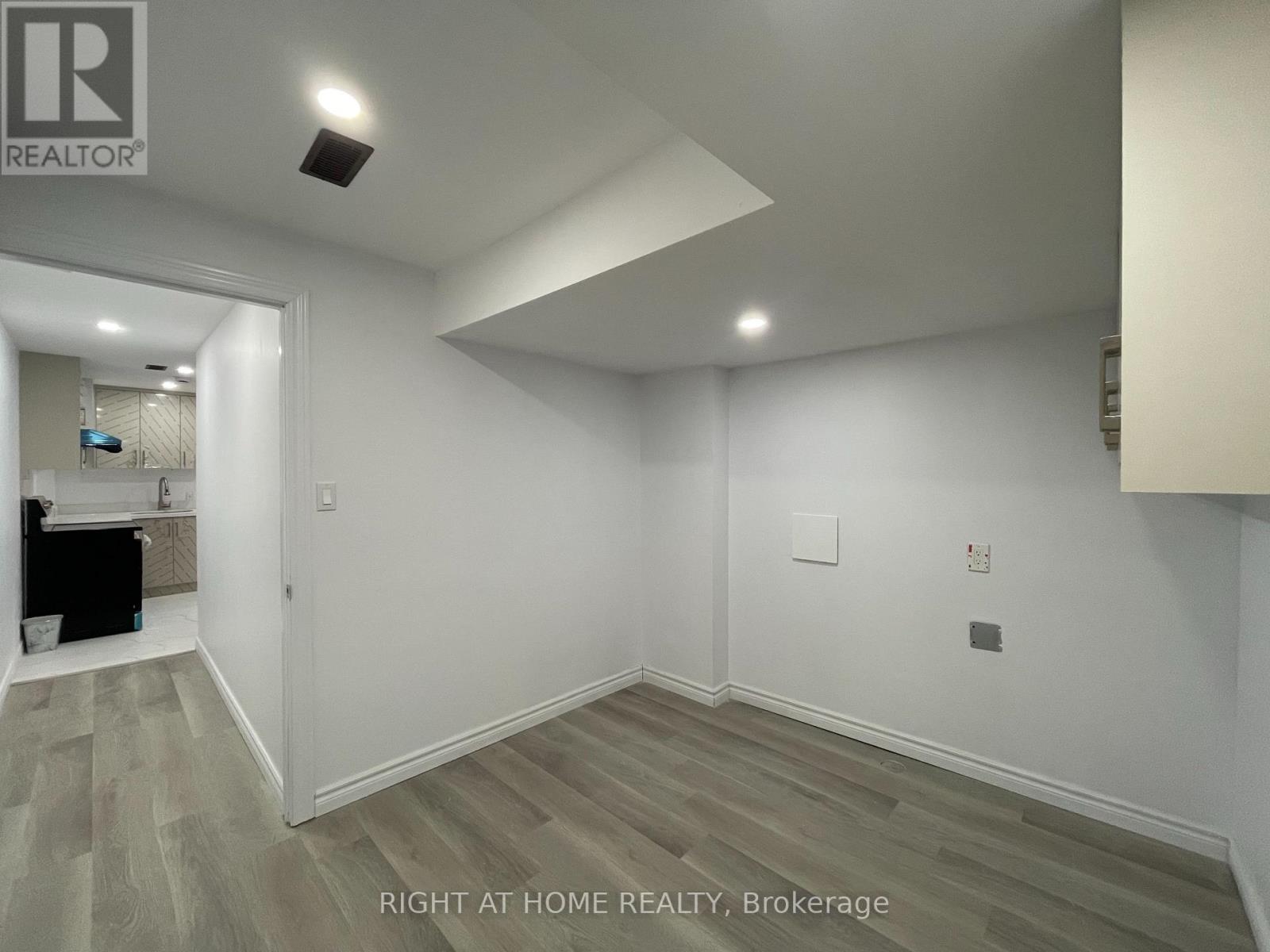 #lower - 58 Meadowcrest Lane, Brampton, Ontario  L7A 0V7 - Photo 20 - W12650024