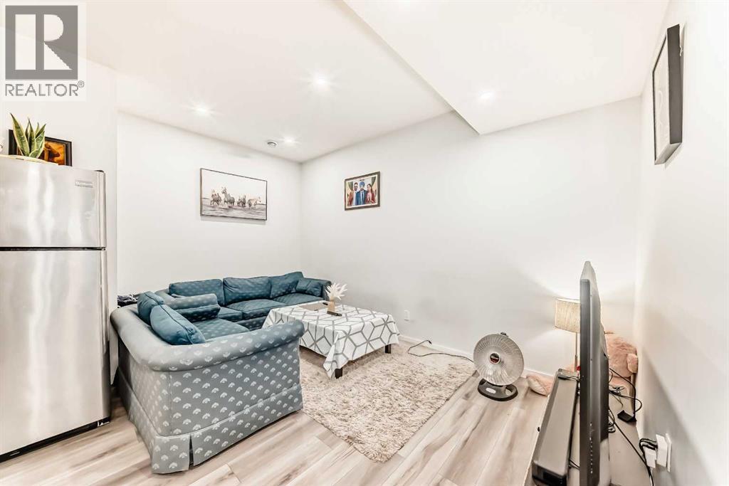 423 Redstone Drive Ne, Calgary, Alberta  T3N 0R1 - Photo 33 - A2269574