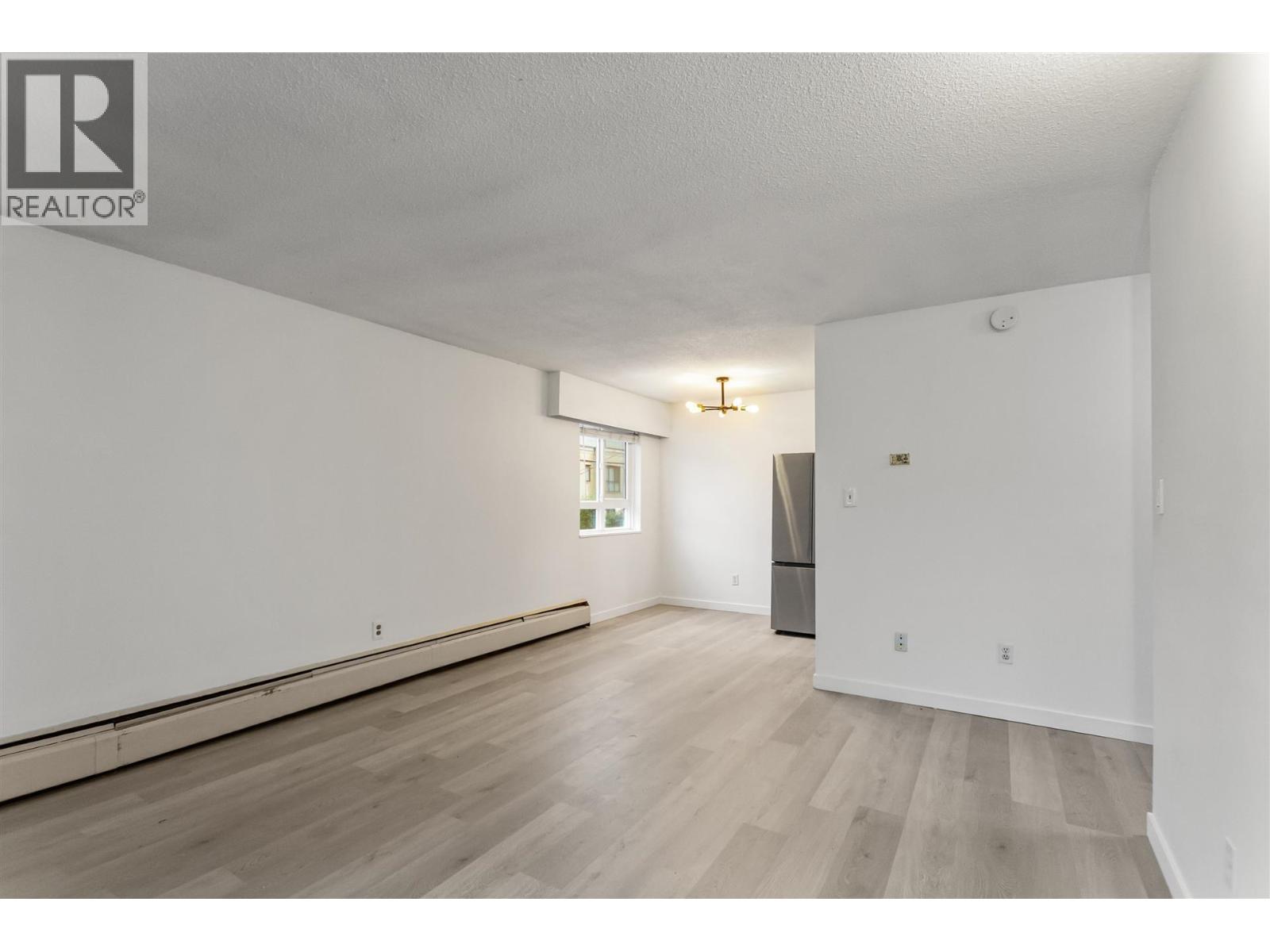 207 2025 W 2nd Avenue, Vancouver, British Columbia  V6J 1J6 - Photo 5 - R3074933