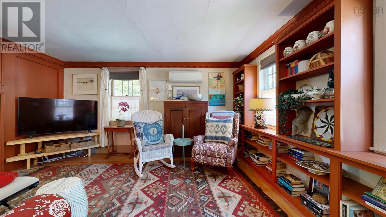 17 George Street, Shelburne, Nova Scotia  B0T 1W0 - Photo 10 - 202518470