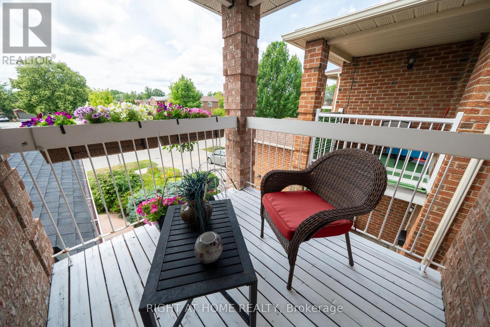 259 Tall Grass Trail, Vaughan, Ontario  L4L 3P7 - Photo 17 - N12513718