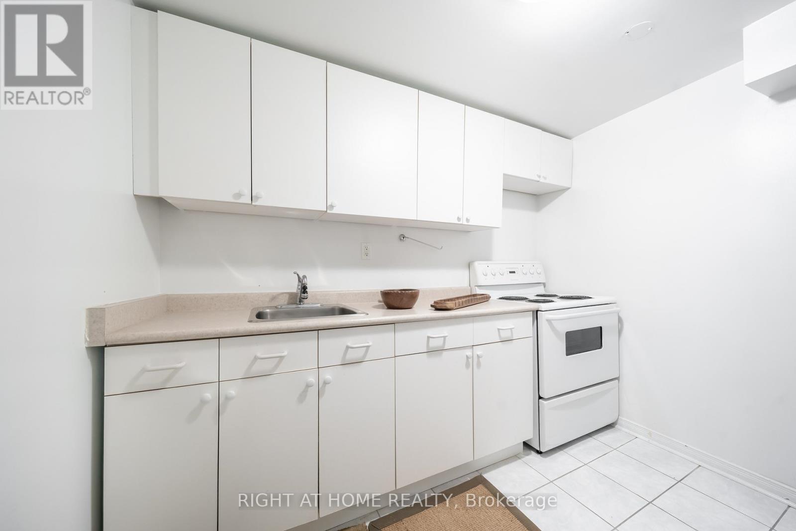 259 Tall Grass Trail, Vaughan, Ontario  L4L 3P7 - Photo 27 - N12513718