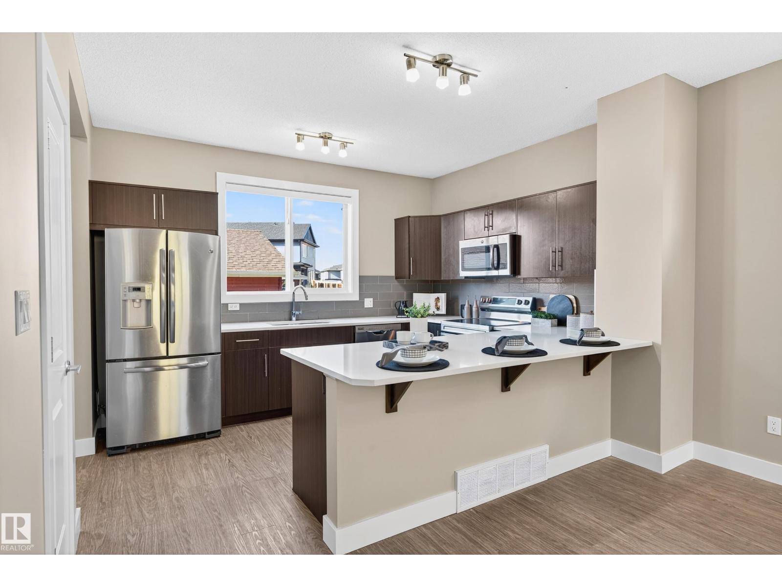 2126 24 ST NW, Edmonton, Alberta