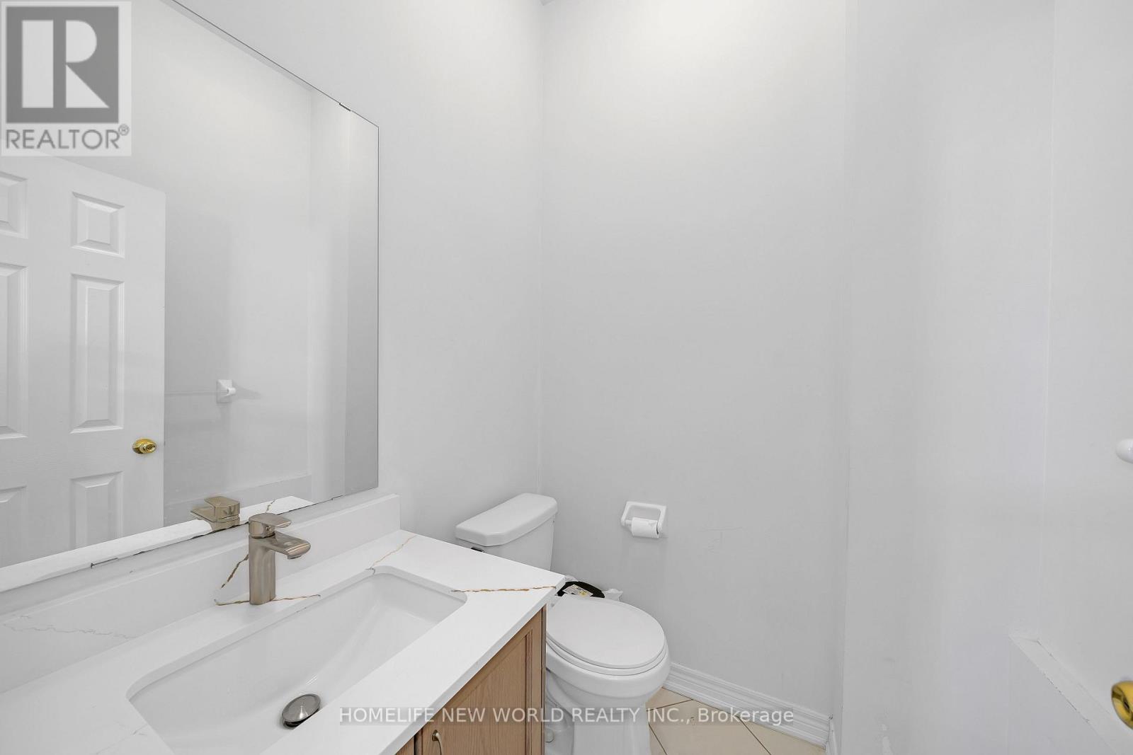 121 Christian Ritter Drive, Markham, Ontario  L6C 0V8 - Photo 8 - N12650072