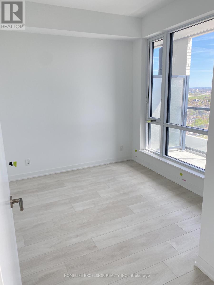 7950 Bathurst Street, Vaughan, Ontario  L4J 0L4 - Photo 4 - N12650082