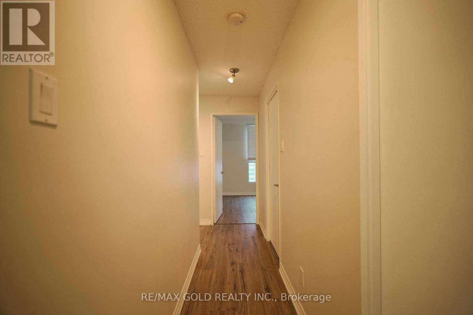 1910 - 115 Hillcrest Avenue, Mississauga, Ontario  L5B 3Y9 - Photo 16 - W12649610