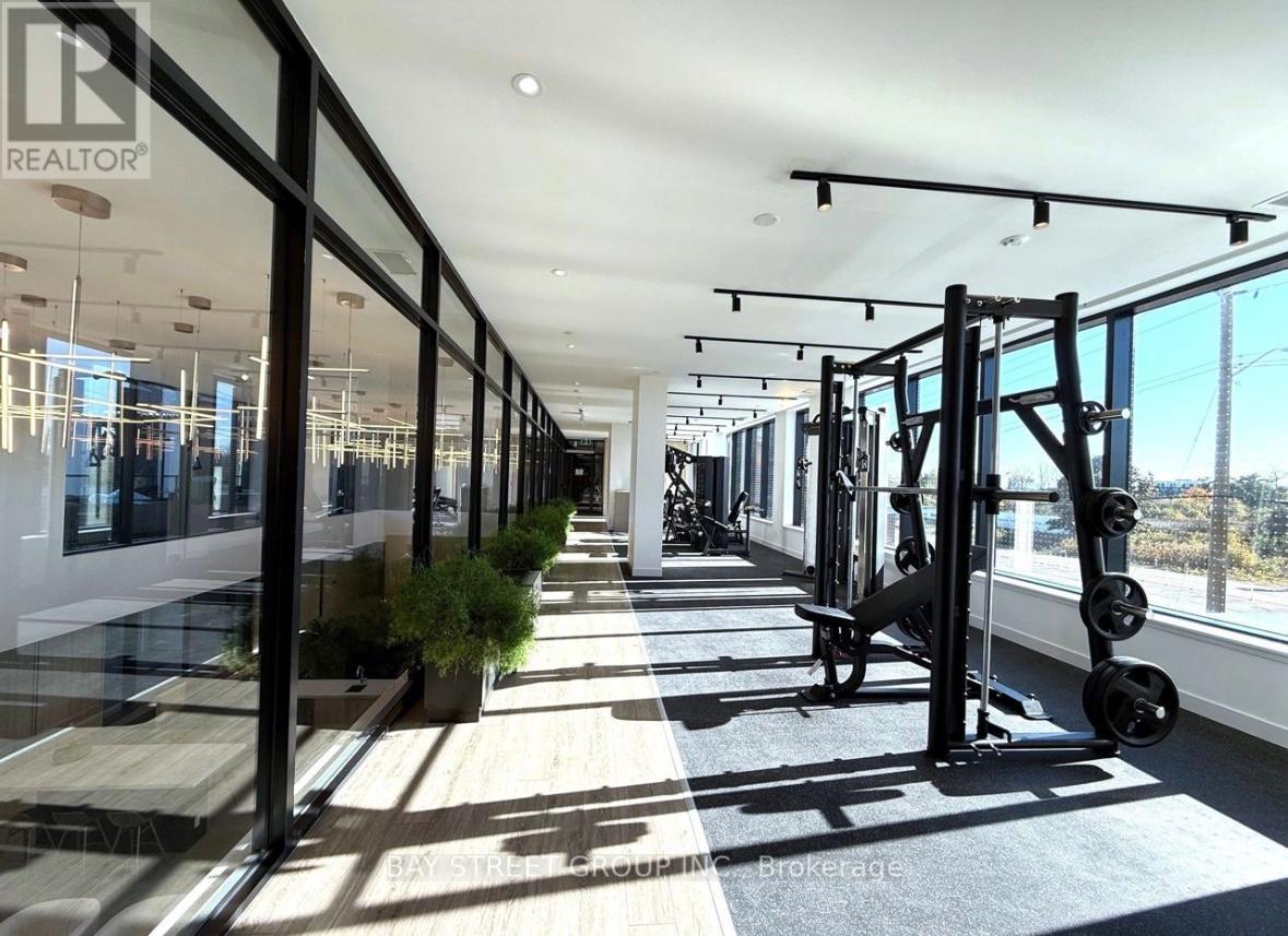 105b - 3071 Trafalgar Road, Oakville, Ontario  L6H 8C6 - Photo 2 - W12650076