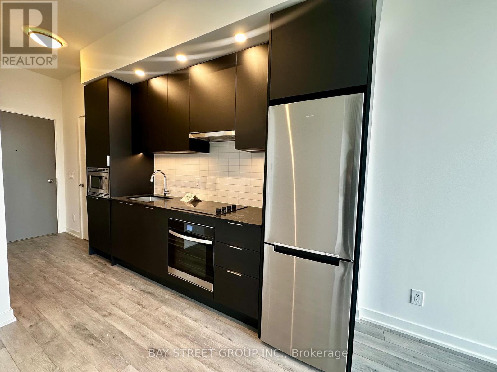 105b - 3071 Trafalgar Road, Oakville, Ontario  L6H 8C6 - Photo 6 - W12650076