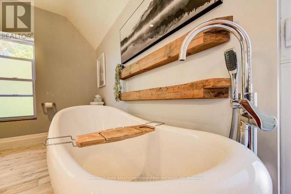 350 Queen Street S, Kitchener, Ontario  N2G 1W7 - Photo 30 - X12650078