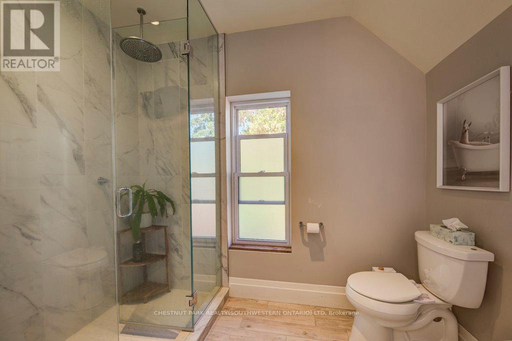 350 Queen Street S, Kitchener, Ontario  N2G 1W7 - Photo 31 - X12650078