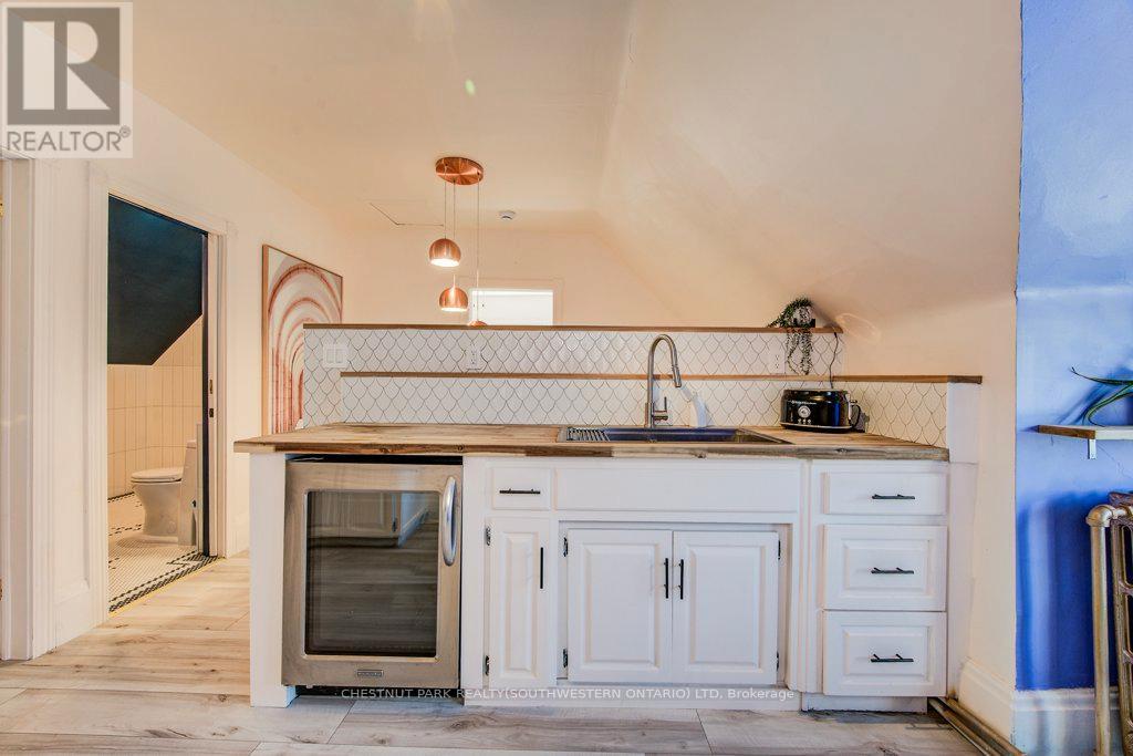 350 Queen Street S, Kitchener, Ontario  N2G 1W7 - Photo 43 - X12650078