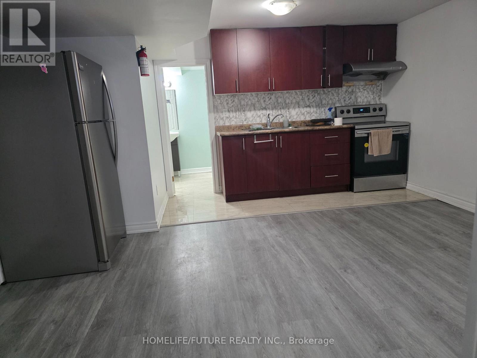 90 Dewey Drive, Toronto, Ontario  M1R 3K9 - Photo 4 - E12605726