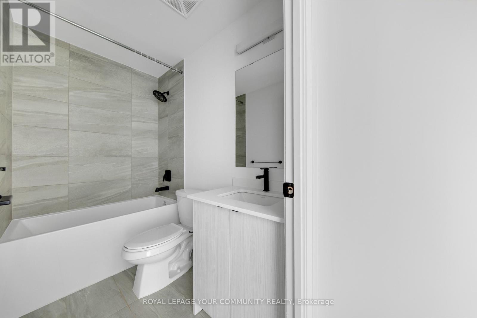 712 - 2369 Danforth Avenue, Toronto (East End-Danforth), Ontario  M4C 0B1 - Photo 8 - E12647674